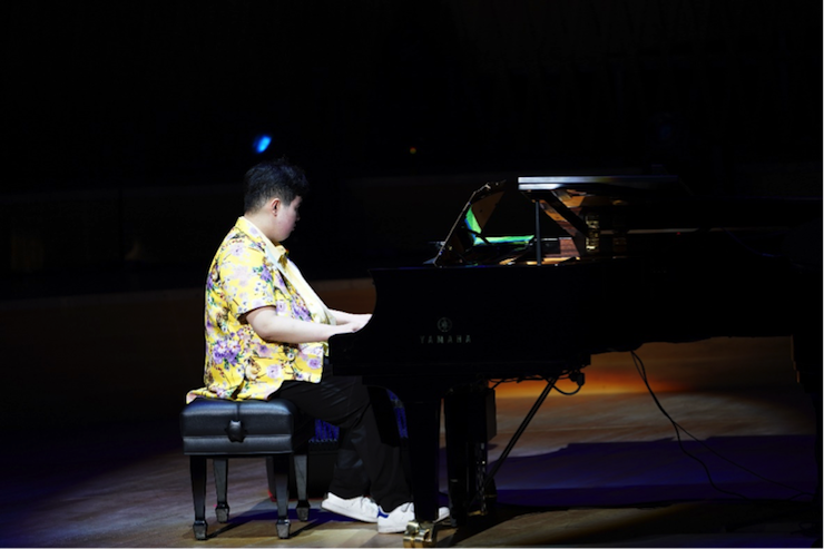 世界自闭症日，BG大游未来艺术家刘明康与他的朋友们温情奏响“音乐与梦想”慈善音乐会